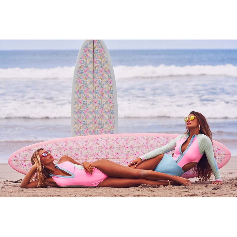 ISO LoveShackFancy x Hurley Collaboration - Picture 10 of 16